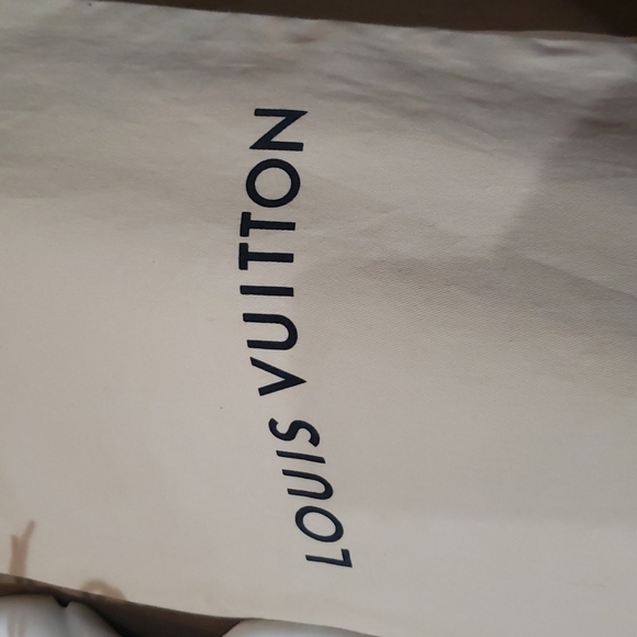 Authentic Archlight Louis Vuitton sneakers burgandy and pink (with dust bags) - Picture 8 of 11